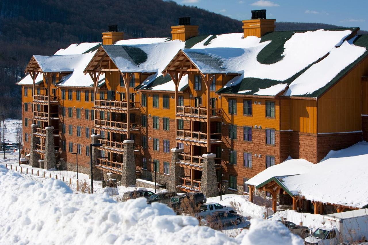 Hope Lake Lodge & Indoor Waterpark Cortland Exterior photo